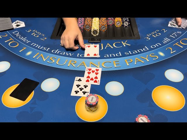 Você está visualizando atualmente Blackjack | $500,000 Buy In | SUPER HIGH STAKES SESSION! CRAZY $200,000 BET FOR THE LAST HAND!