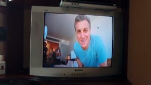 Leia mais sobre o artigo Participação no Programa do Luciano Huck!!!2018 , no quadro Roleta das Boas Ações.